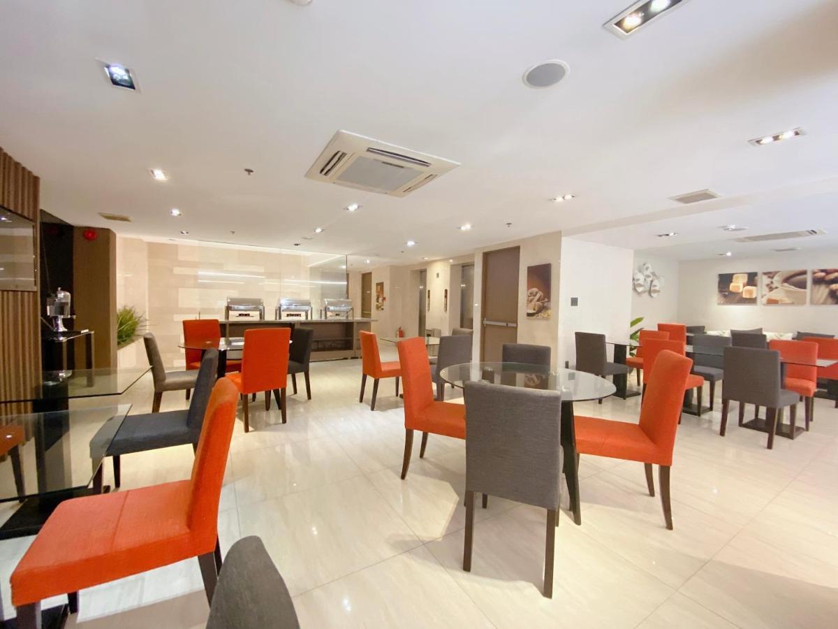 The Luxe Hotel Хошимин Экстерьер фото