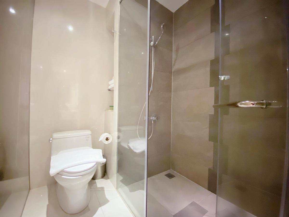 The Luxe Hotel Хошимин Экстерьер фото