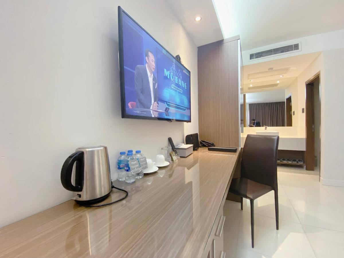 The Luxe Hotel Хошимин Экстерьер фото