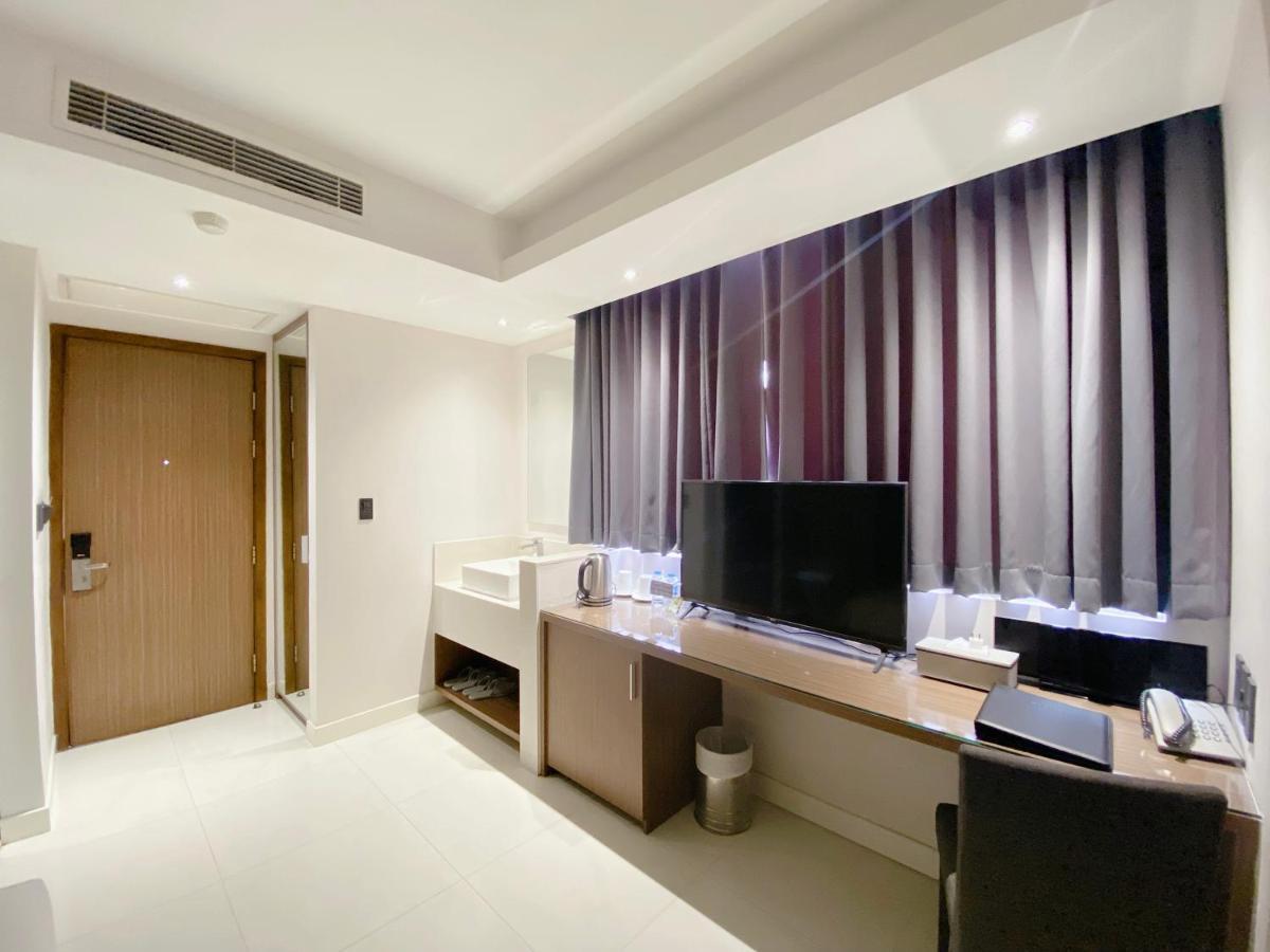 The Luxe Hotel Хошимин Экстерьер фото